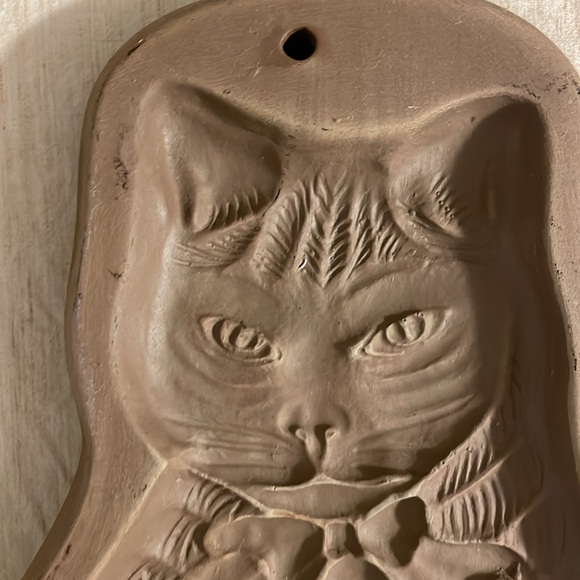 Hartstone pottery cat mold for cookies, chocolate, wall hangings. - Picture 1 of 6